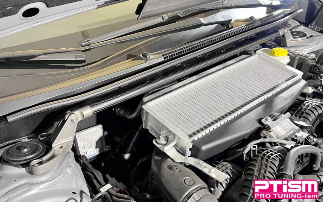 Mercedes A CLA GLB class dry carbon bar