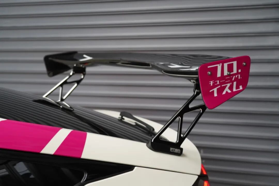 PTISM carbon GT wing detail